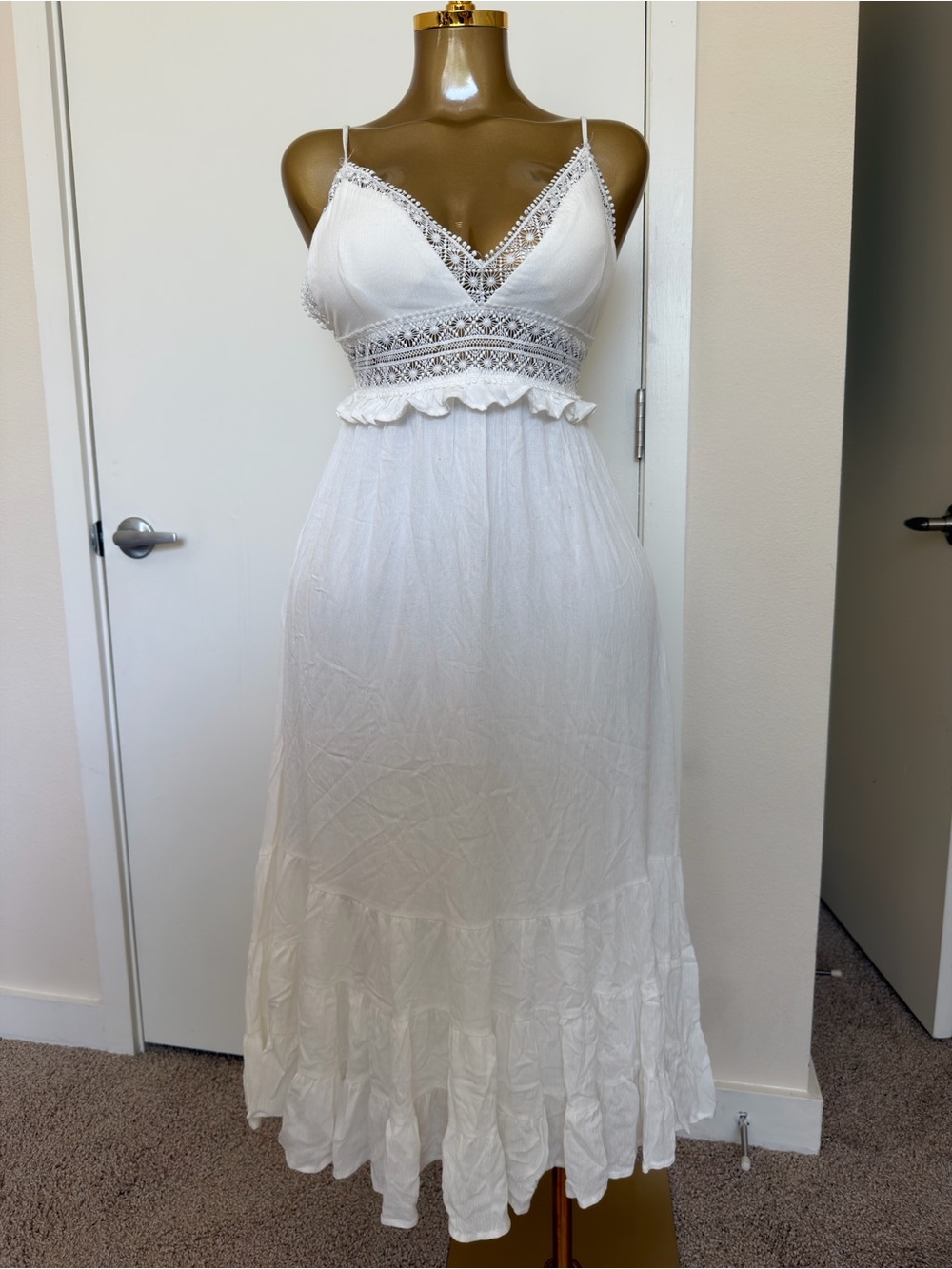 iris White Crochet-Trim Maxi Dress